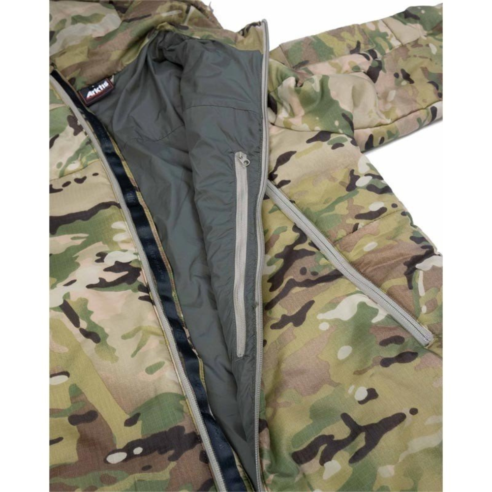 Veste d'isolation B474 VULCAN de Arktis en camouflage multicam avec isolation PrimaLoft Gold, coupe-vent et résistante à l'eau