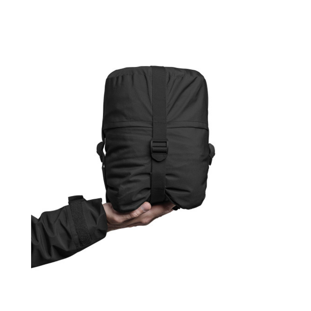 Parka militaire Hardshell XMF 200 Fighter de A10 Equipment, résistante et fonctionnelle pour une protection optimale