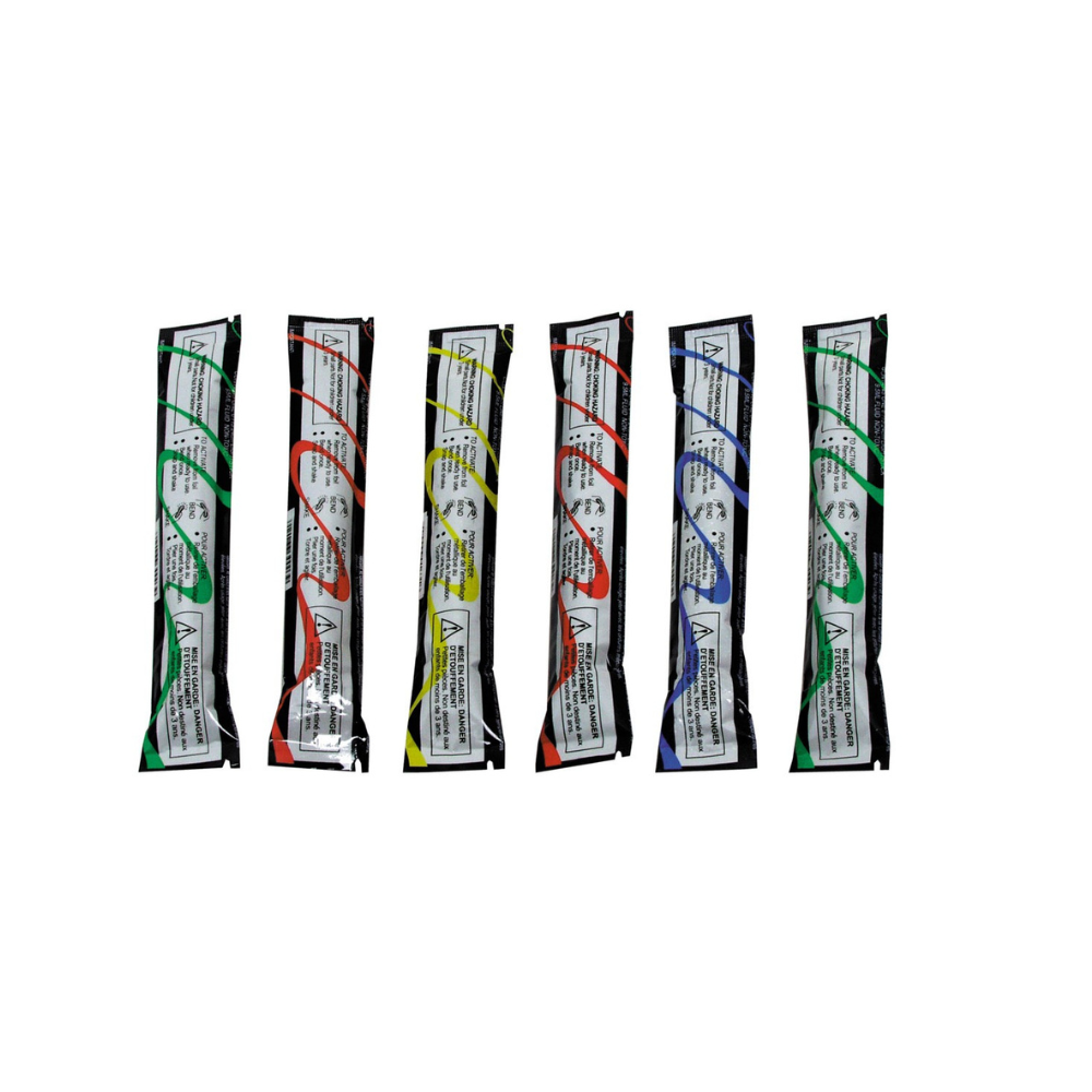 Pack de survie 72H comprenant un sac à dos, trousse de secours, ciseaux médicaux, réchaud, cartouche pour réchaud, lampe frontale, gobelet pl