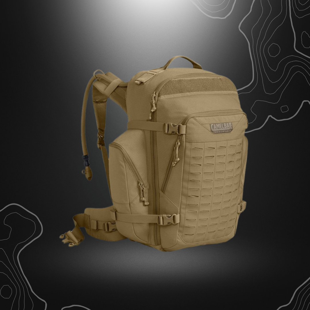 Grand sac à dos BFM Crux 3L Coyote de Camelbak avec réservoir d'hydratation et passants MOLLE pour équipement supplémentaire