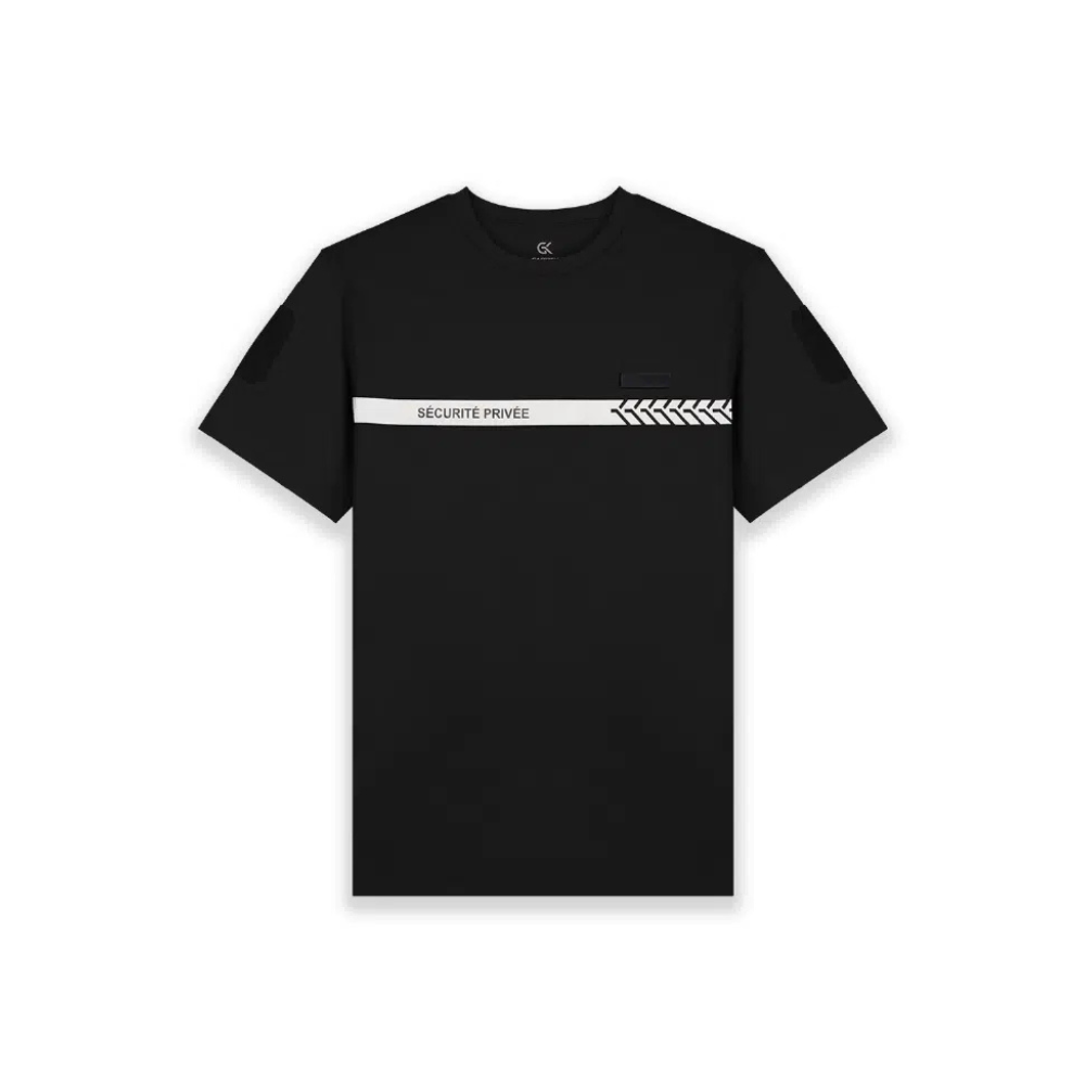 Logo GK SAFETEK® sur le T-shirt de sécurité privée noir avec bande grise, inscription réfléchissante et attaches pour identifiants.