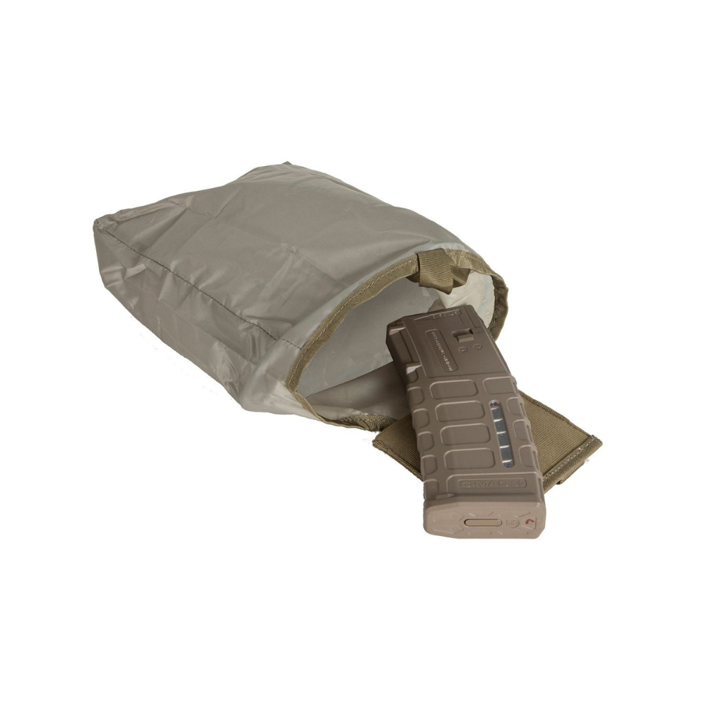 Poche de délestage Tasmanian Tiger en couleur coyote, légère et compacte avec système MOLLE, idéale pour ranger les chargeurs vides, fabriquée en T-Cover Tex et Cordura