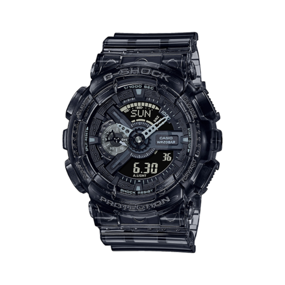 Montre G-Shock GA-110SKE-8AER noire de Casio avec pièces en résine translucide et design en nuances de gris, combinant affichage analogique et numérique