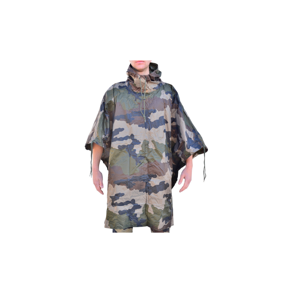 Poncho Ripstop Cam CE de Mil-Tec, imperméable, recouvert de chlorure de polyvinyle, multifonctionnel et utilisable comme protection contre la pluie ou tente d'urgence