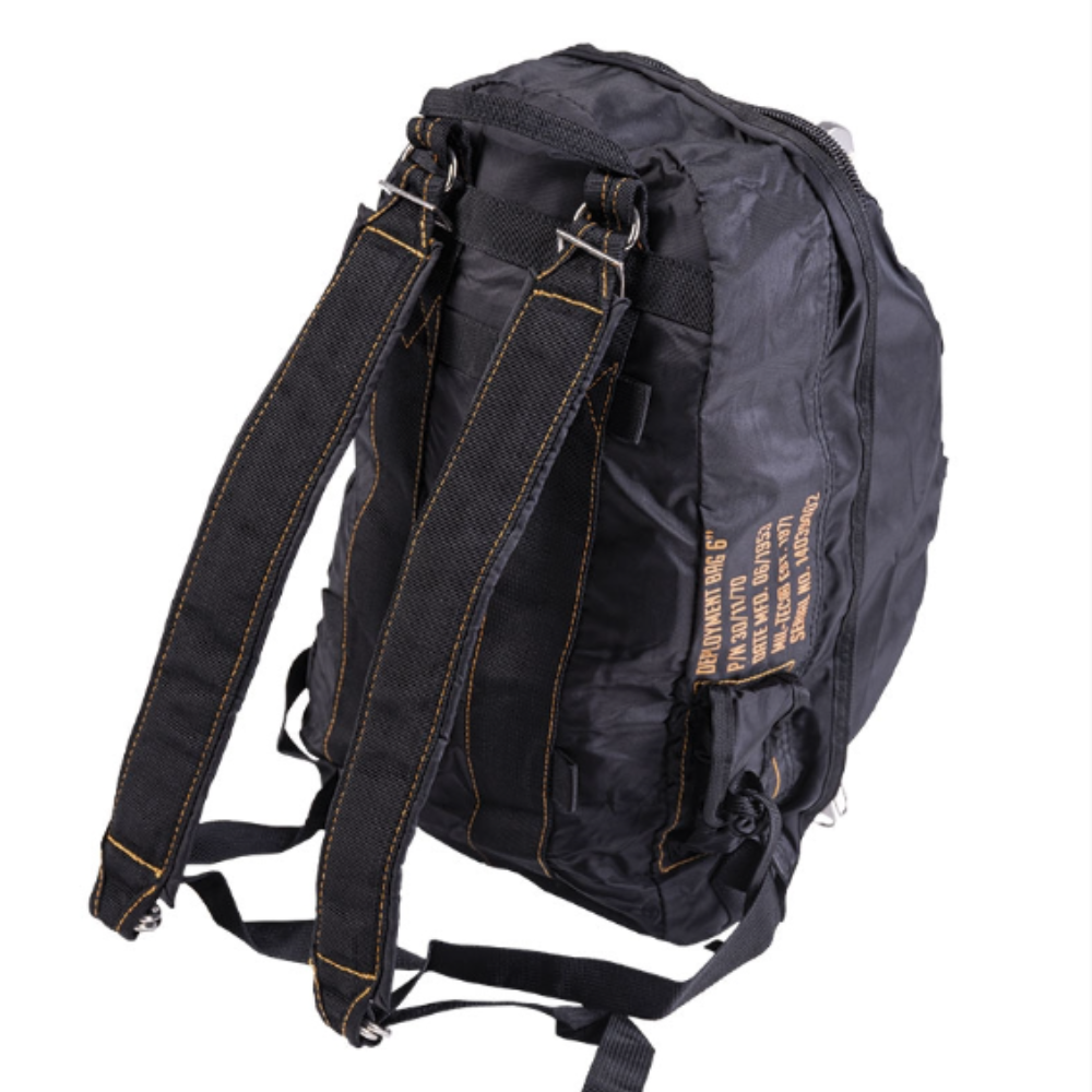 Sac à dos militaire Mil-Tec Para 6 Deployment Bag en nylon et doublure polyester, avec plusieurs compartiments et poches, renforcement d'épaule et grande boucle en métal