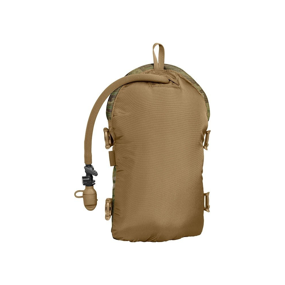 Réservoir d'hydratation ArmorBak Crux 3L Multicam de CamelBak, attachable sur sac à dos avec système D.A.A.S, isolation thermique et capacité de 3 litres