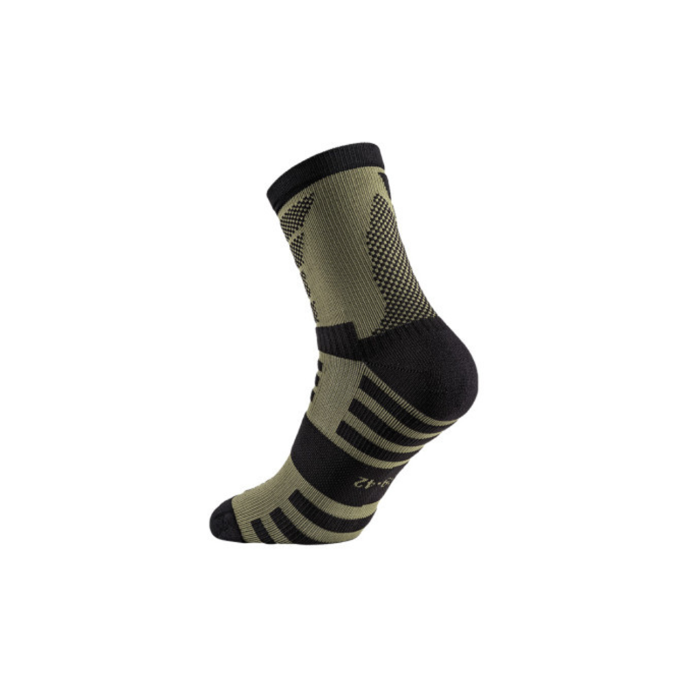 Chaussettes Impact 7 Summer vert olive en laine mérinos, nylon et élasthanne avec technologie thermorégulante et résistante à l'usure de A10 Equipment