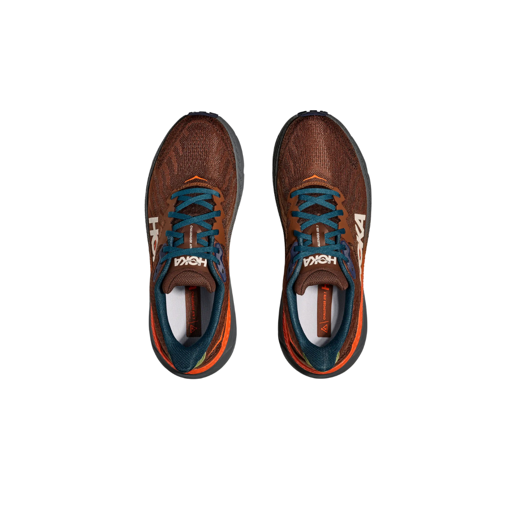 Chaussure de course Hoka Challenger ATR 7 pour homme, conçue pour le trail et la route avec une tige en mesh et une semelle extérieure optimisée pour l'adhérence sur terrains