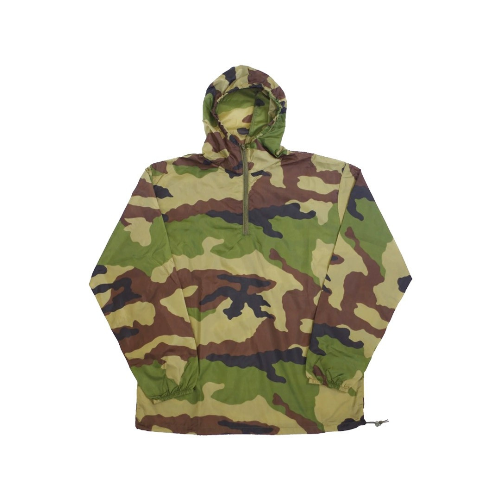 Veste coupe-vent Stowaway légère et compacte en nylon mini rip stop, résistante à la déchirure, avec traitement déperlant DWR et couleur camouflage Centre-Europe
