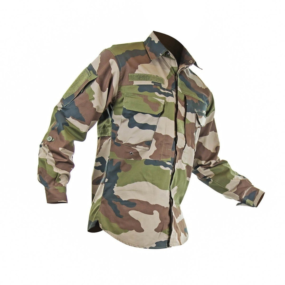 Chemise de combat A110 pour climat chaud, version 2.0, avec camouflage français, caractéristiques améliorées, résistante aux déchirures et déperlante, idéale pour le dés