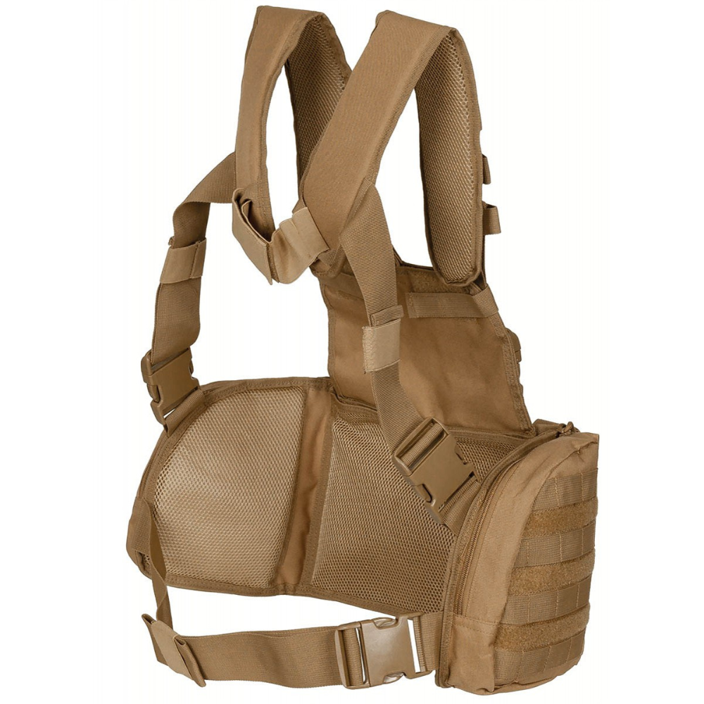 Gilet de combat tactique léger MFH Chest Mission Coyote avec système modulaire, poches latérales, portes-chargeurs ajustables et compartiments supplémentaires
