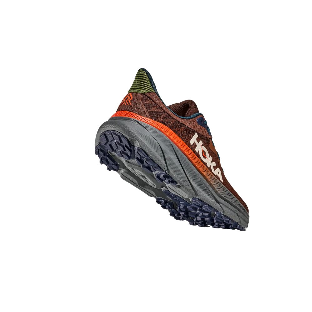 Chaussure de course pour homme Hoka Challenger ATR 7, adaptée pour le trail et la route avec une tige en mesh et une semelle extérieure améliorée pour une meilleure adhérence