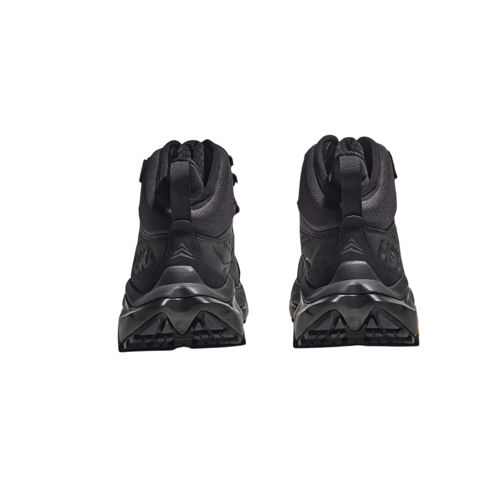 Chaussures de randonnée Kaha 2 GORE-TEX noires de la marque Hoka, fabriquées de manière responsable avec des matériaux recyclés et offrant confort et performance grâce à leur semelle Vib
