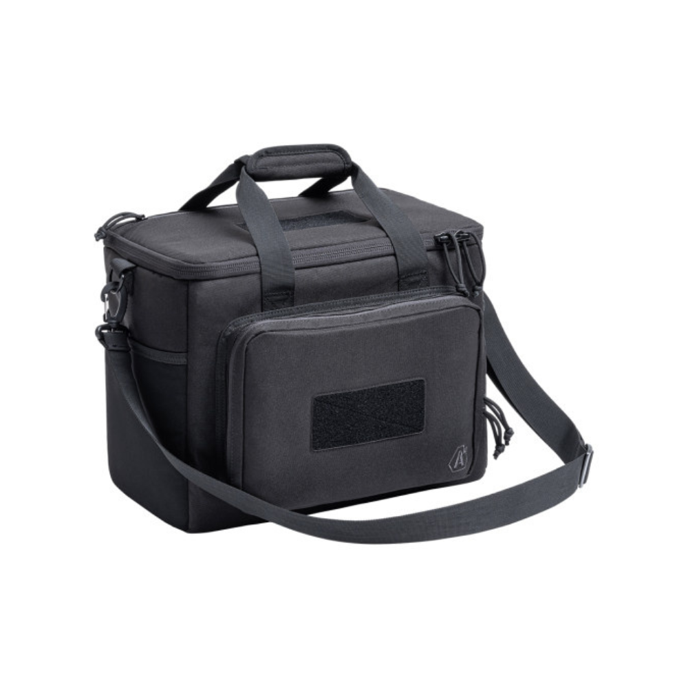Alt tag pour sac de tir noir Delta d'A10 Equipment, sac résistant et modulable pour le transport sécurisé d'armes et équipements.