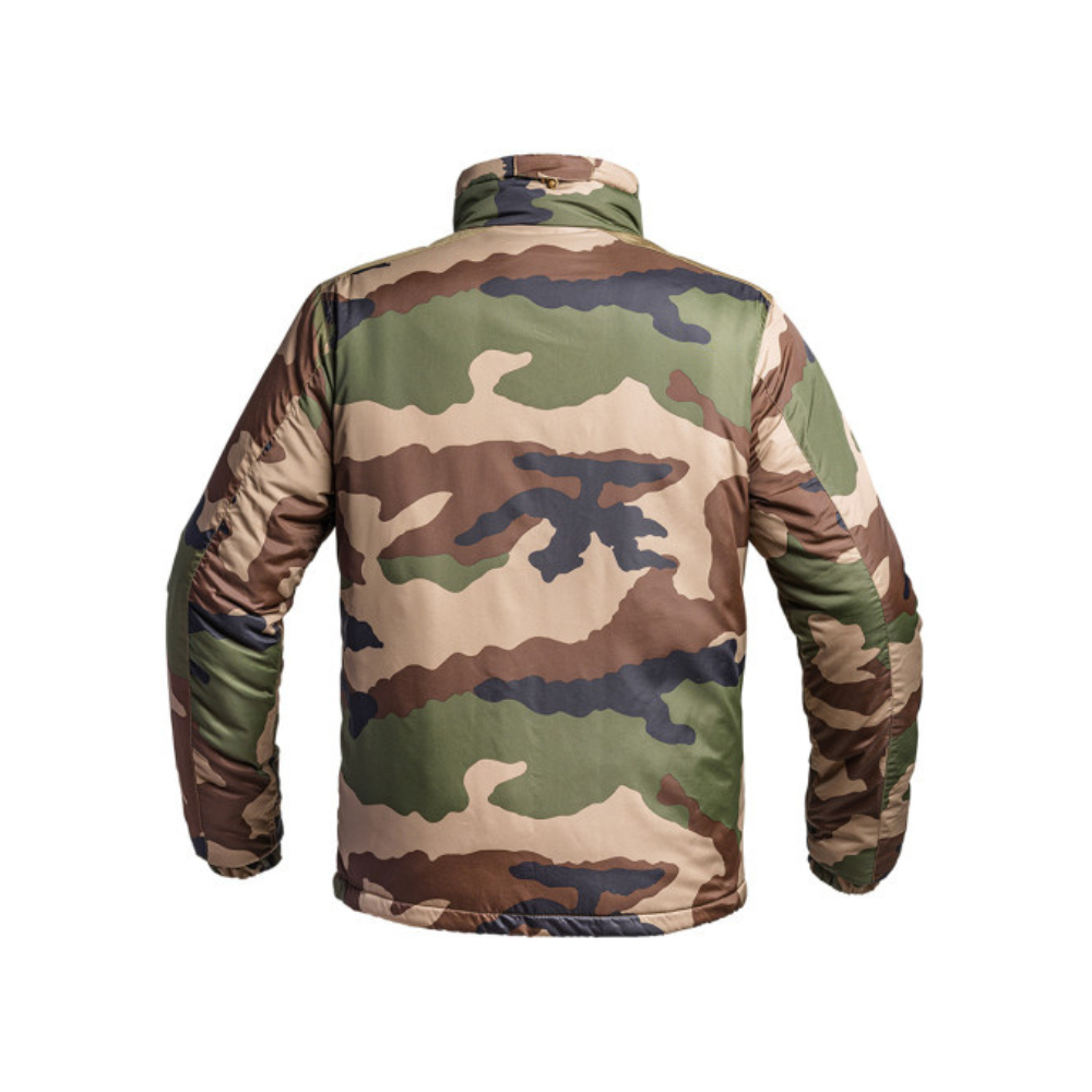 Veste militaire thermique Fighter XMF 120 en camouflage CE, résistante et ergonomique, par A10 Equipment