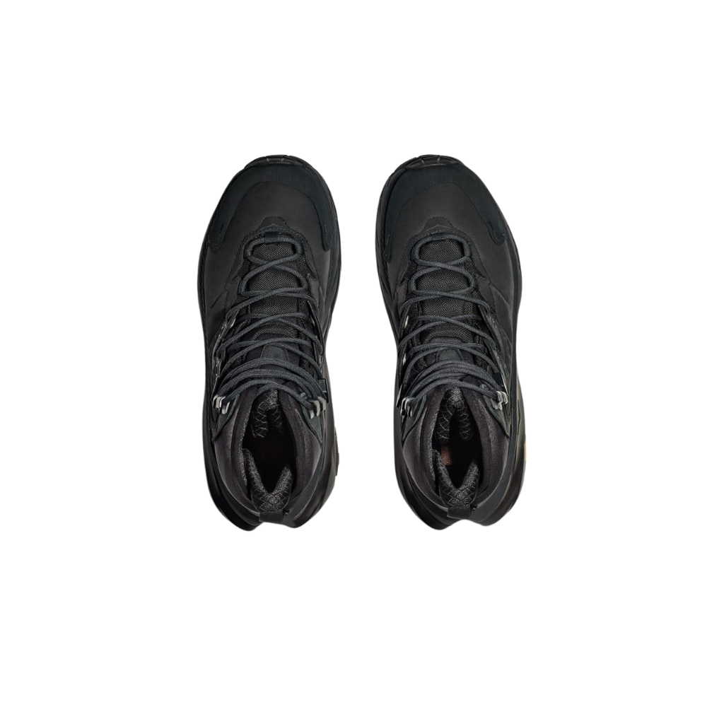 Chaussures de randonnée noires Kaha 2 GORE-TEX de Hoka avec technologie Vibram Mega-Grip, tissu recyclé et cuir nubuck imperméable.