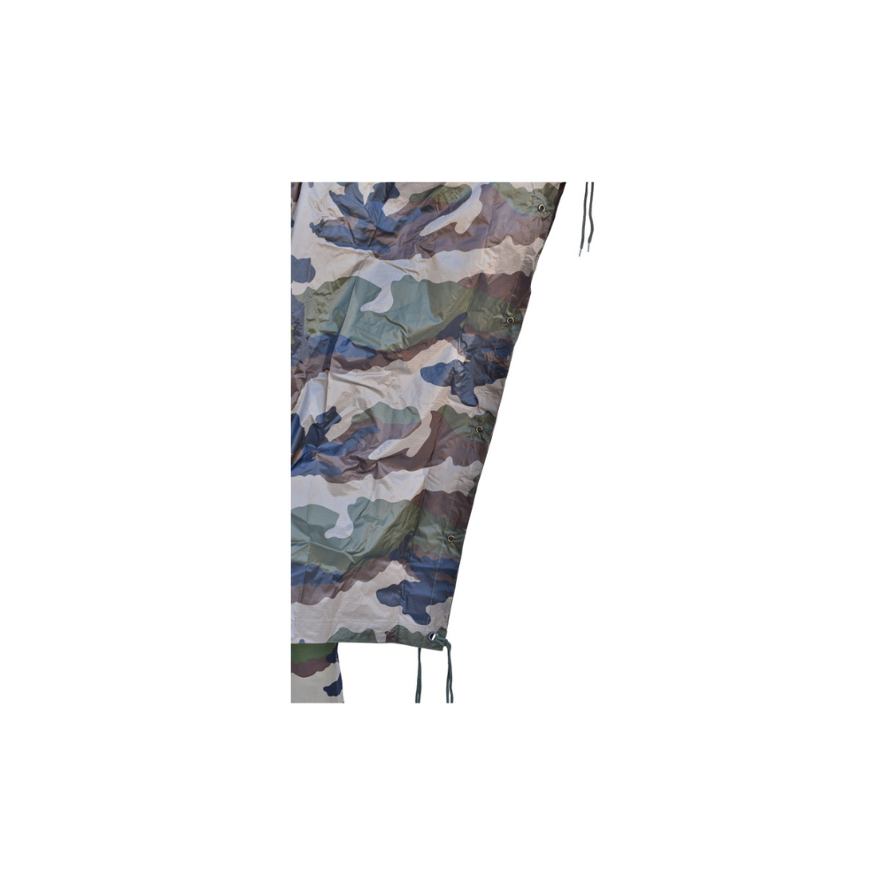 Altitude et militaire Poncho Ripstop Cam CE de la marque Mil-Tec, 100% polyester, recouvert de chlorure de polyvinyle, résistant à l'eau jusqu'à 5000mm, mesures