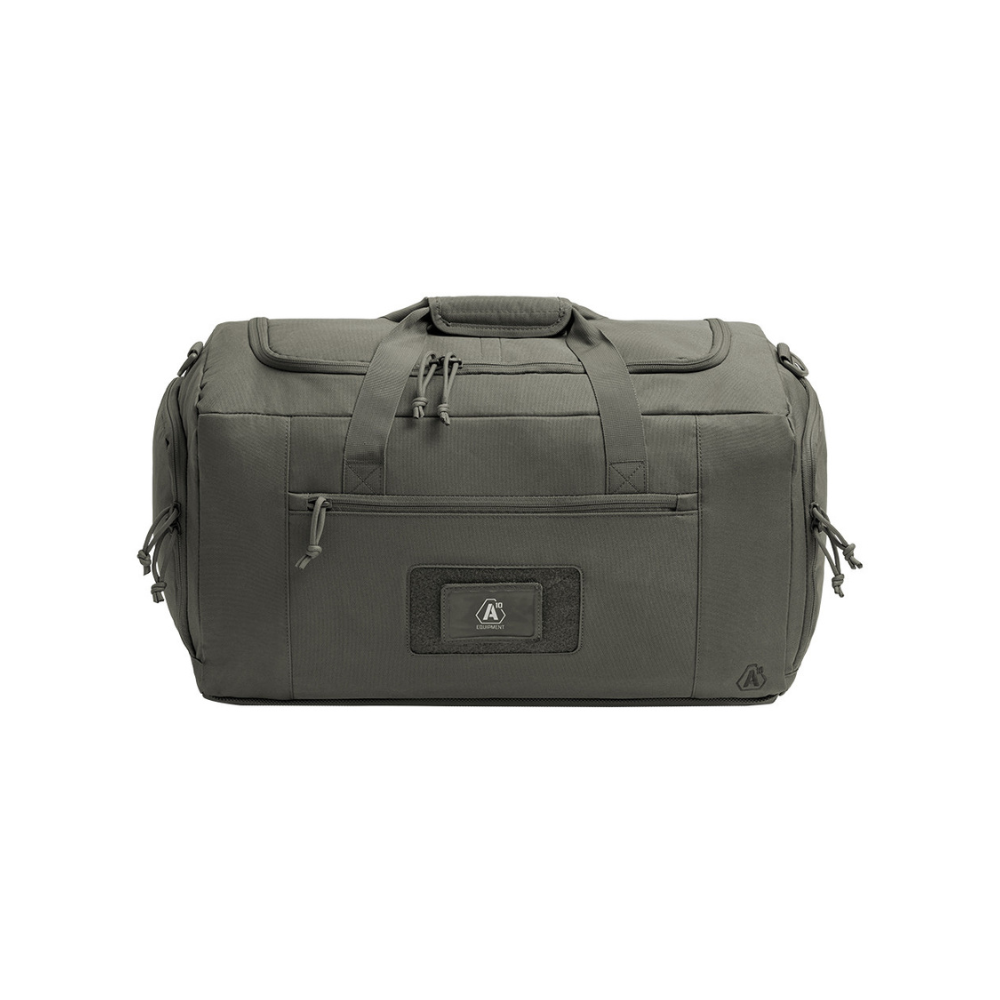 Robuste sac de transport 45L Transall de A10 Equipment, conçu pour la résistance et la fonctionnalité, avec des options de portage flexibles et des compartiments de rangement multiples.