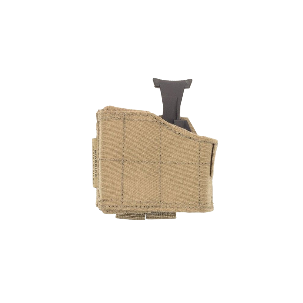 Holster universel gaucher coyote de la marque ADN Tactical, adaptable à tous types de pistolet automatique, avec un étui souple, des sangles d'attache et un bouton poussoir pour
