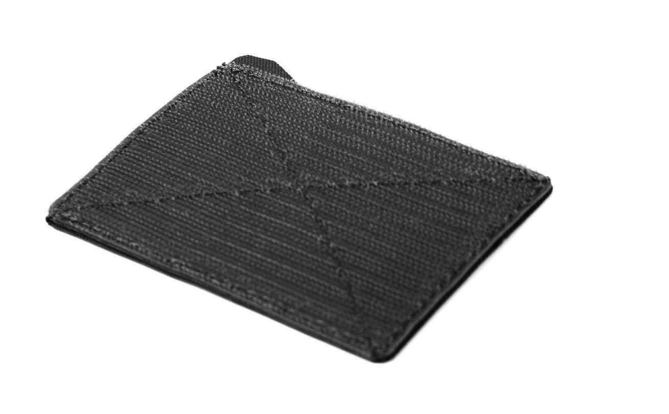 Porte carte velcro noir ou coyote pour carte d'identité militaire ou laisser passer individuel de Retex Solution