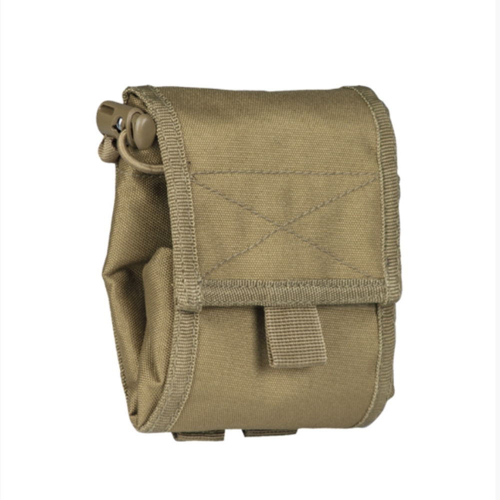 Poche de délestage pliable en polyester Mil-Tec en couleur Coyote avec système de fixation Molle et fermeture par scratch