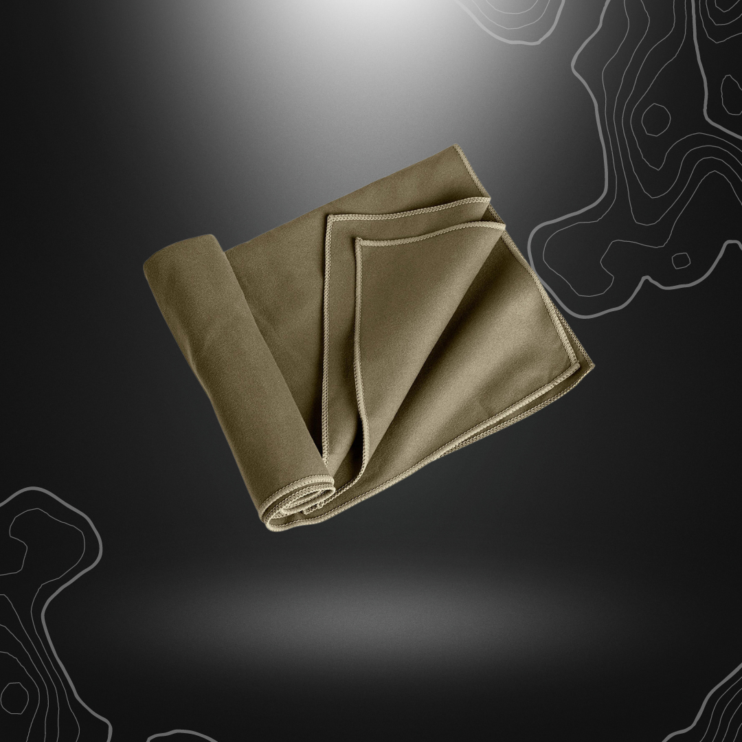 Serviette microfibre 75x130cm verte olive de la gamme EXPÉDITION par A10 Equipment, légère, compacte et à séchage rapide