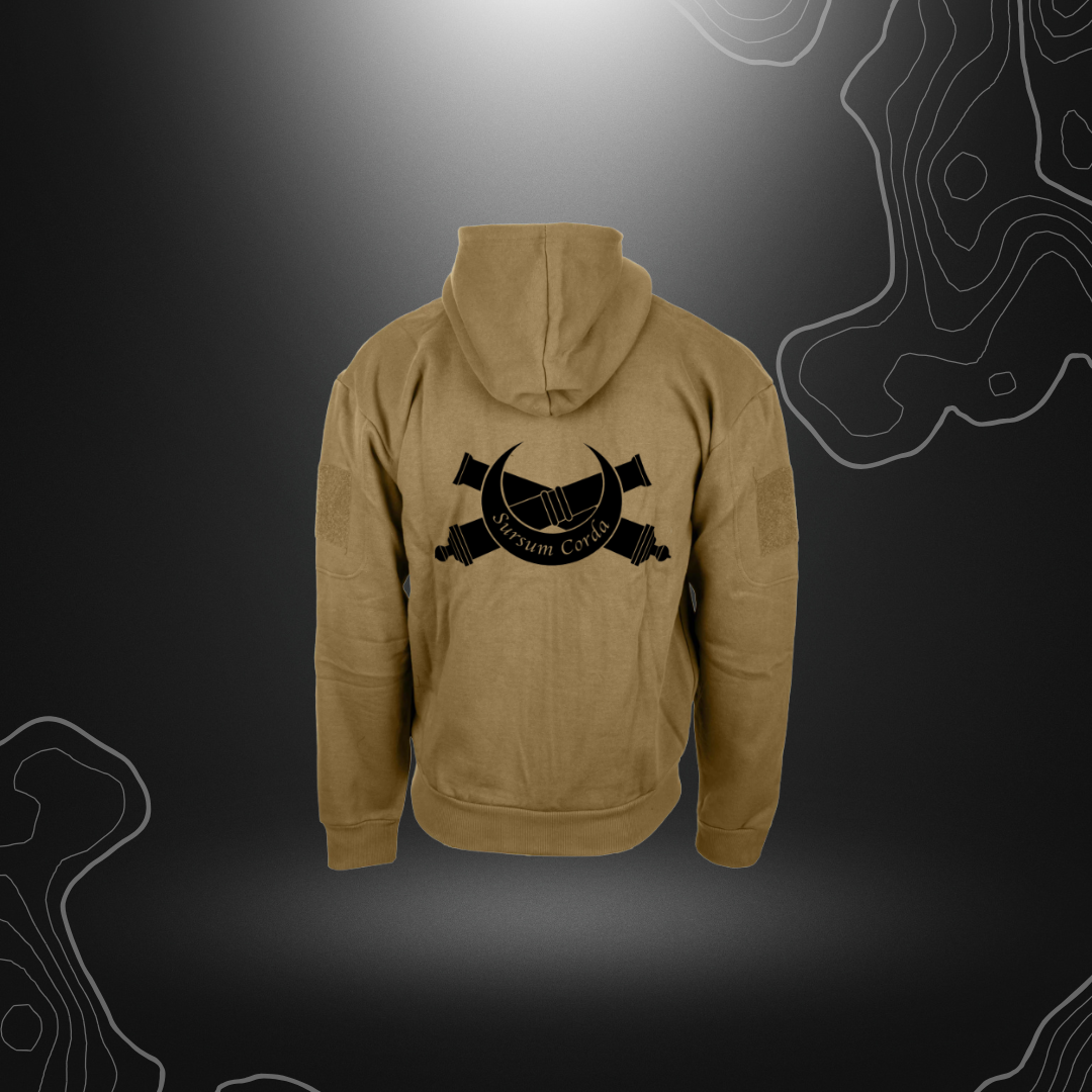 Sweat Sursum Corda zip tan avec capuche, fermeture à glissière, poches latérales et sur le bras, éléments velcro pour grade et patronyme, intérieur chaud - réservé aux person