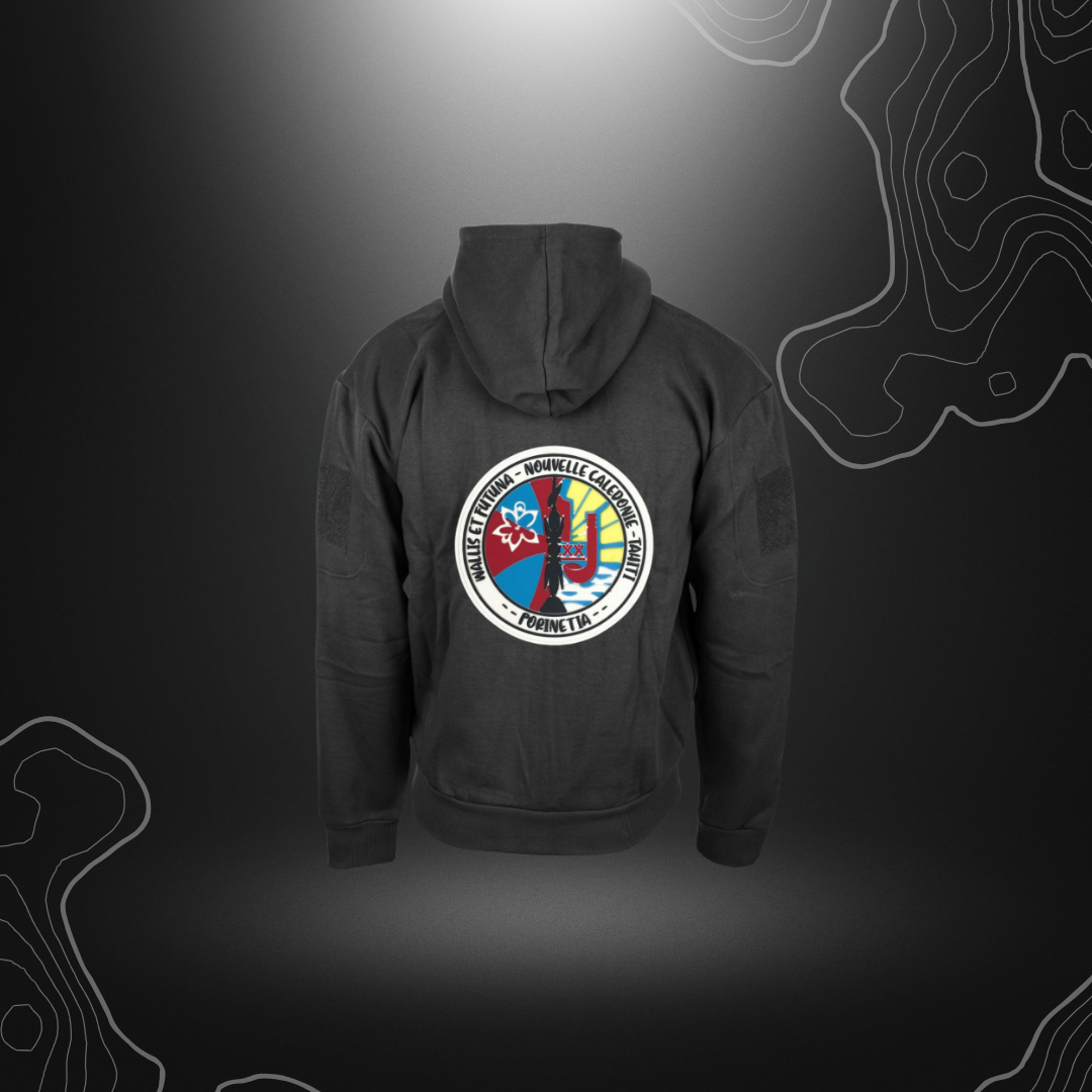 Sweat noir à capuche et zip 'Wallis' avec multiples poches et surface velcro pour patchs