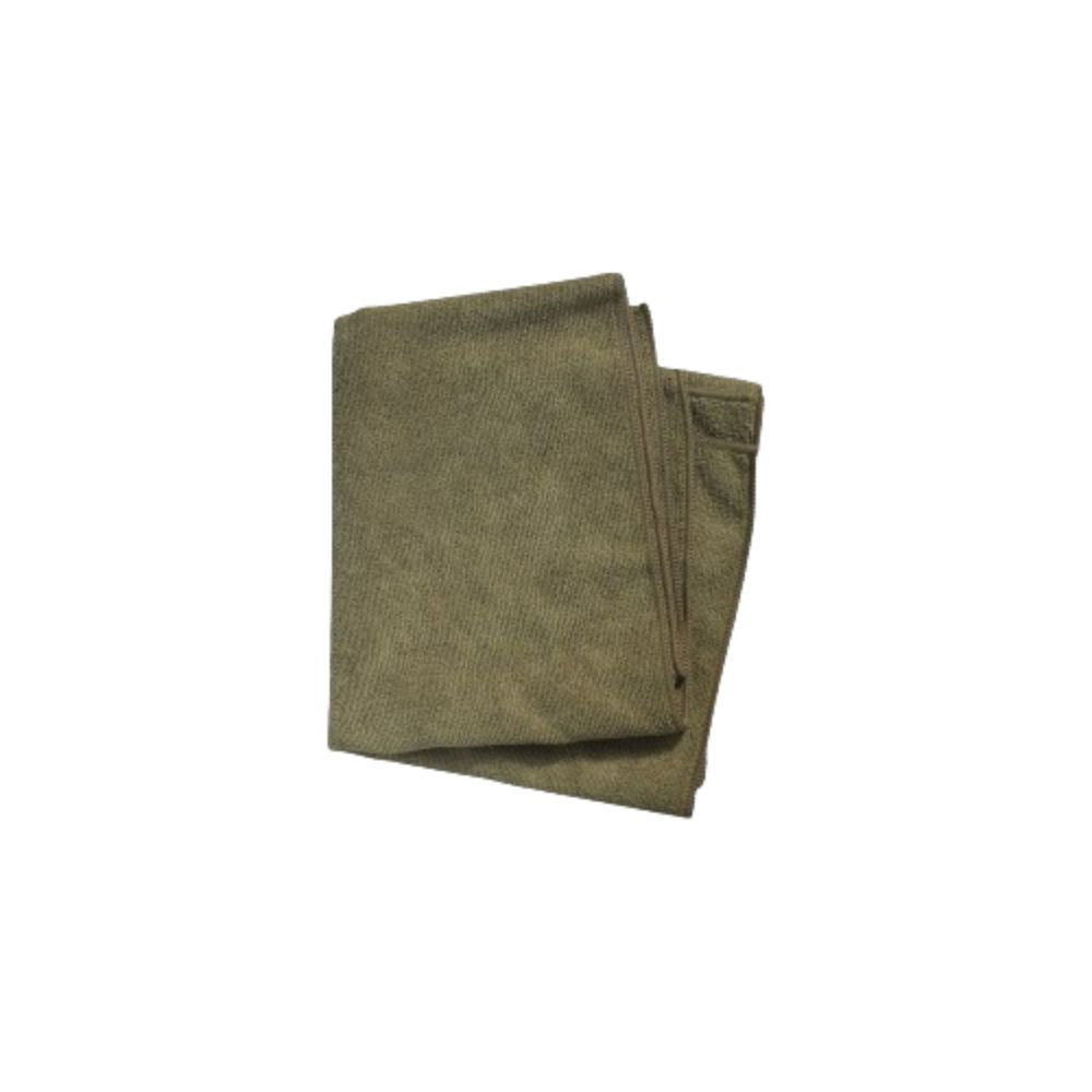 Serviette de toilette microfibre verte ultralégère et compacte d'Opex, absorbe plus qu'une serviette classique