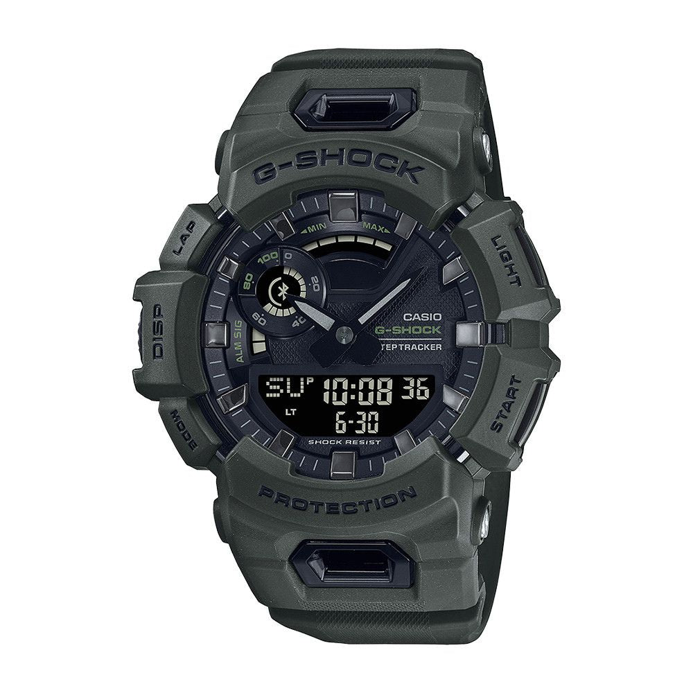 Montre sportive connectée G-SHOCK GBA-900 de Casio avec cadran en verre minéral et bracelet en résine, dotée de fonctionnalités multiples incluant Bluetooth, podomètre, heure univers