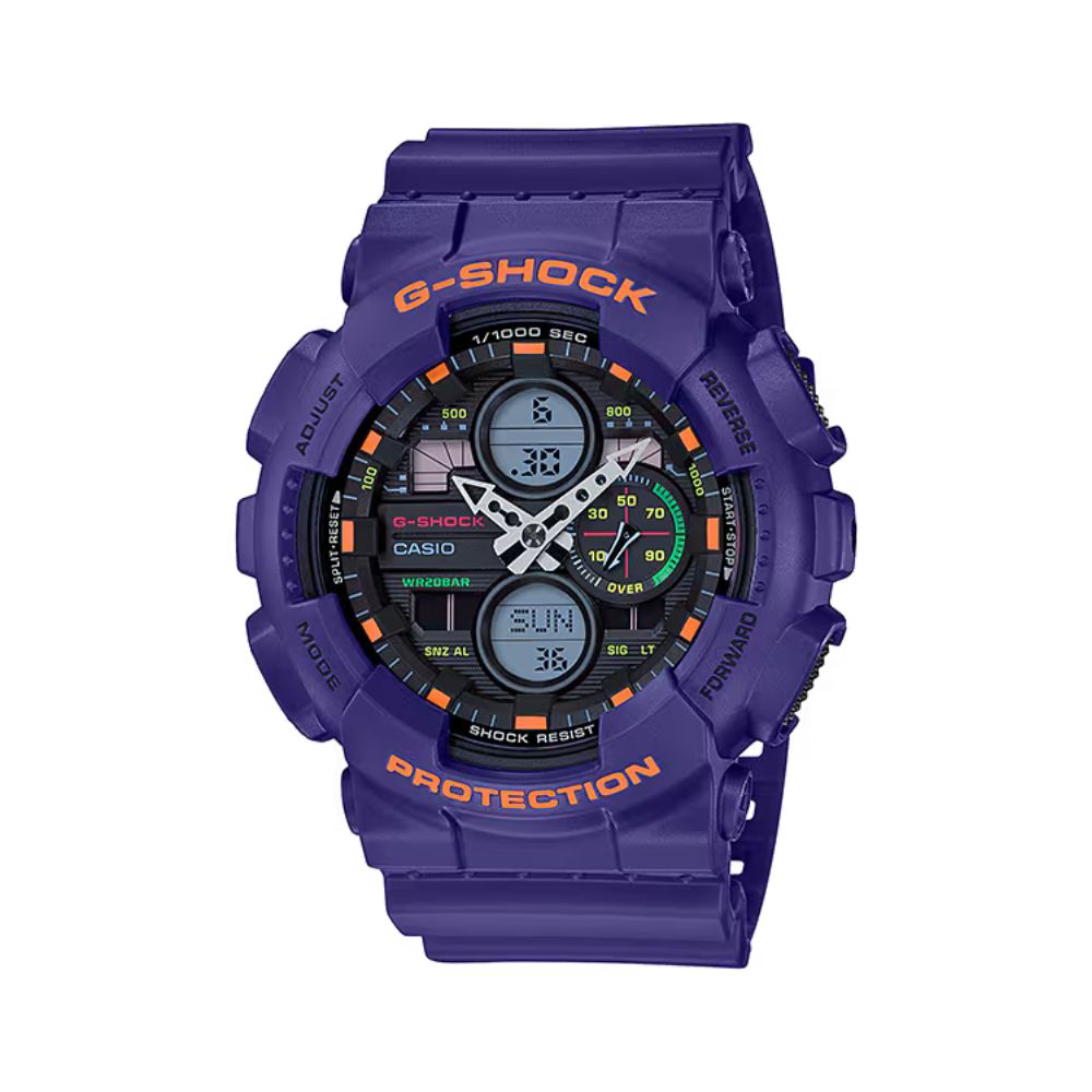 Montre G-Shock GA-140-6AER violette par Casio, design robuste et moderne inspiré des années 90 avec fonctionnalités de chronomètre et résistance aux champs magnétiques.