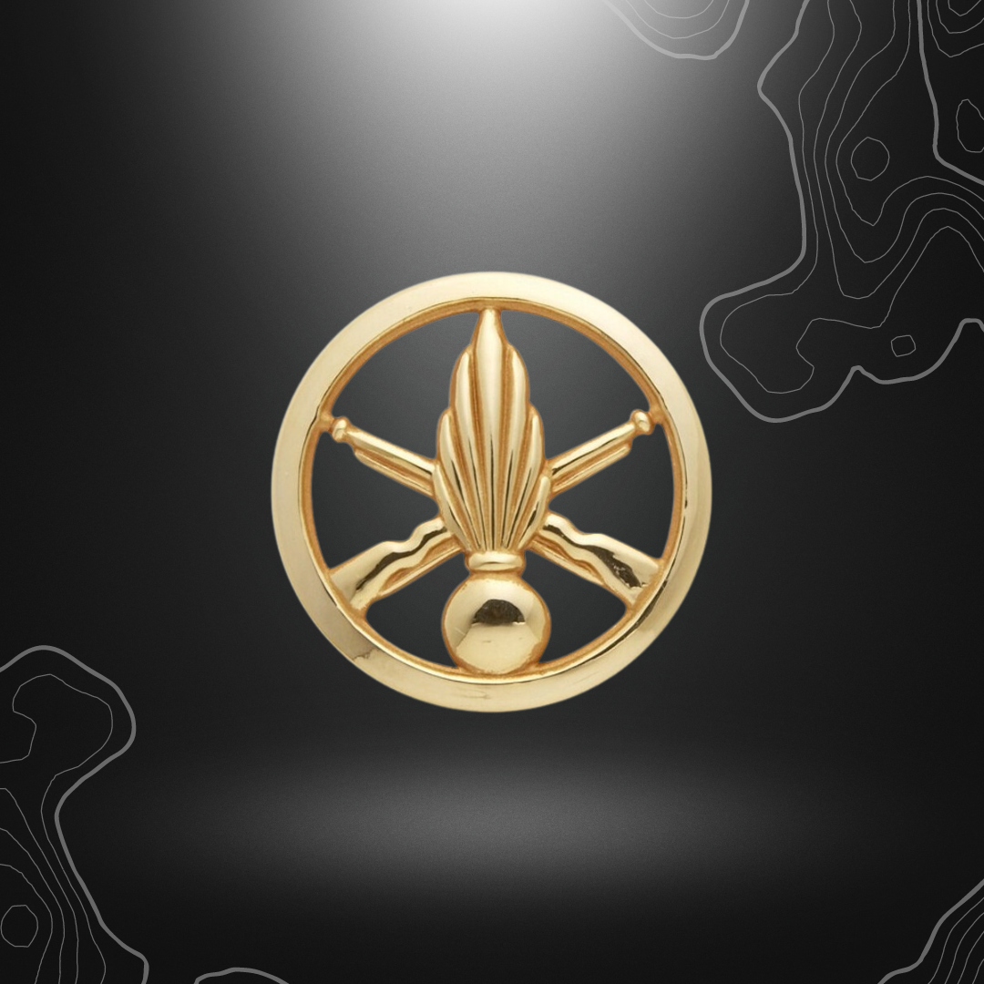 Insigne dorée pour béret d'infanterie