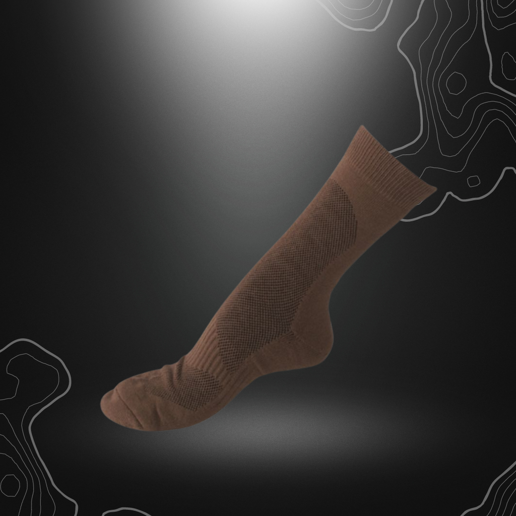 Chaussettes mi-hautes Coolmax Coyote de Mil-Tec en polyester, coton et élasthane avec contrôle d'humidité et bonne aération