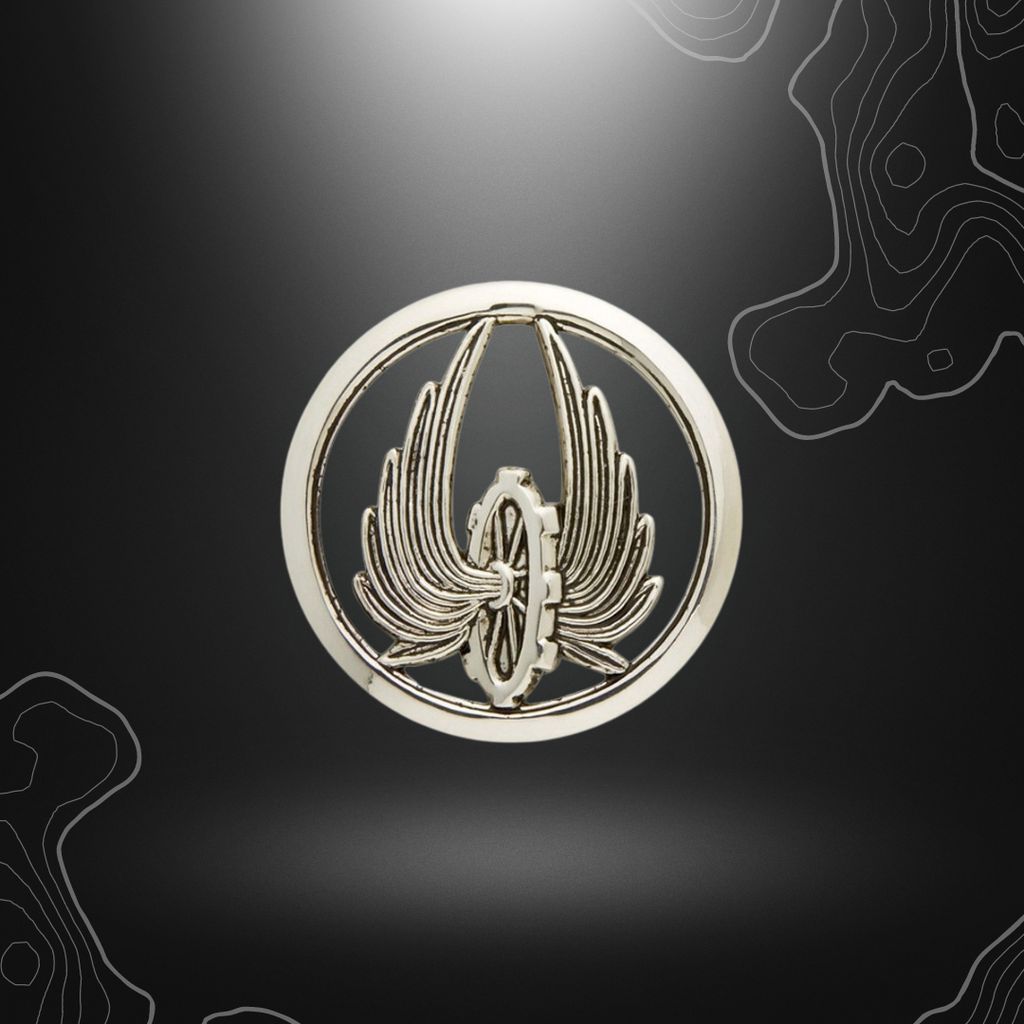 Argent insigne de béret de train