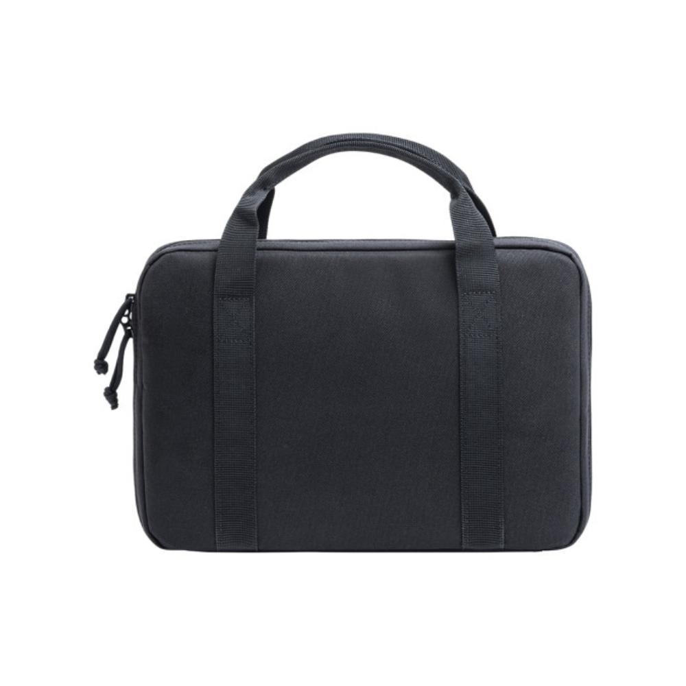 alt=Housse souple pour pistolet Delta noir de marque A10 Equipment, conçue pour le rangement et la protection optimisée des armes lors du transport