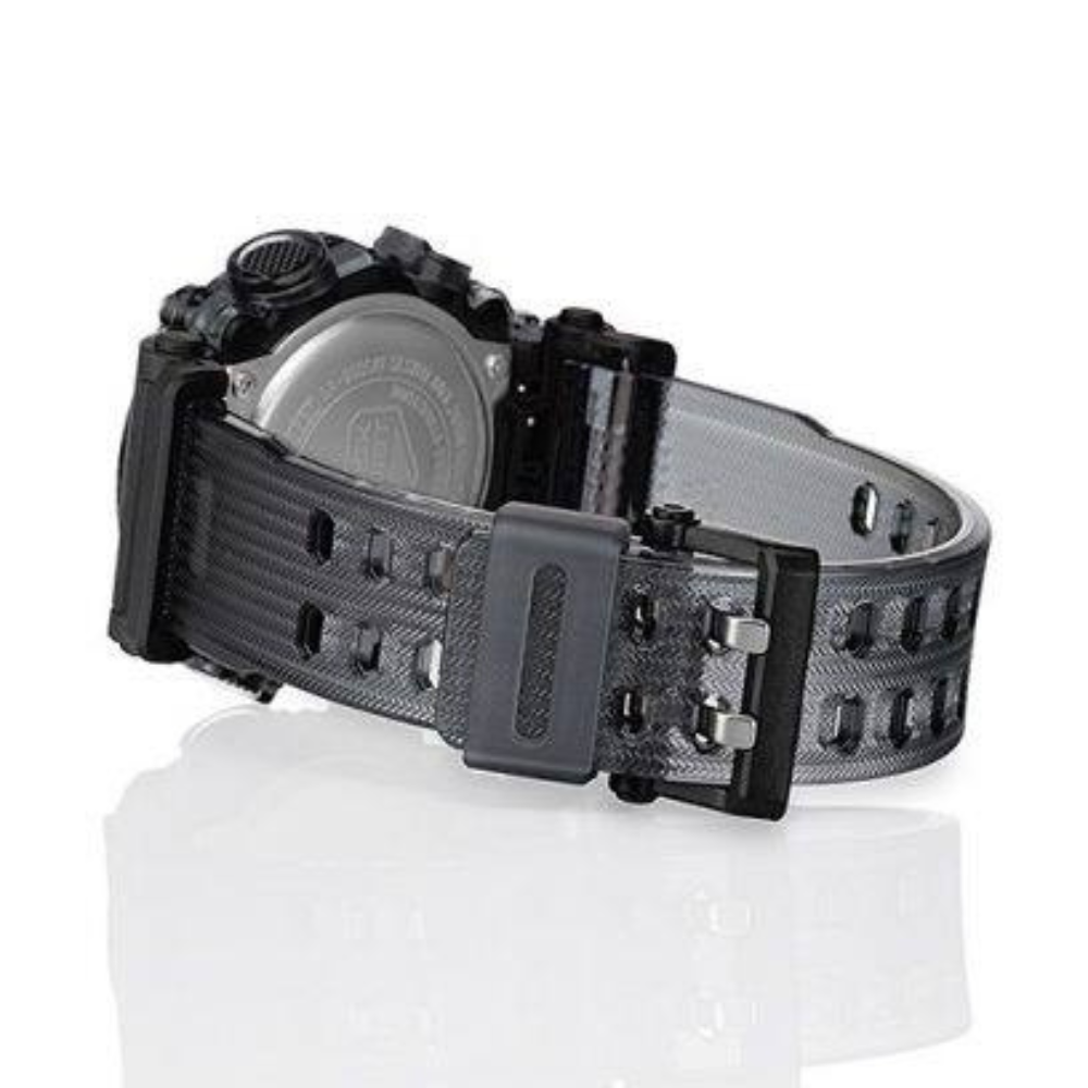 Montre G-Shock GA-900SKE-8AER noire de Casio avec finition robuste, cadran analogique et numérique, bracelet antidérapant et design inspiré du style industriel.