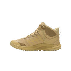 Chaussures tactiques NOVA 3 Mid Coyote de Merrell, waterproof, dotées de tige en maille anti-humidité, lacets 100% recyclés, semelle Vibram TC5+ et techn