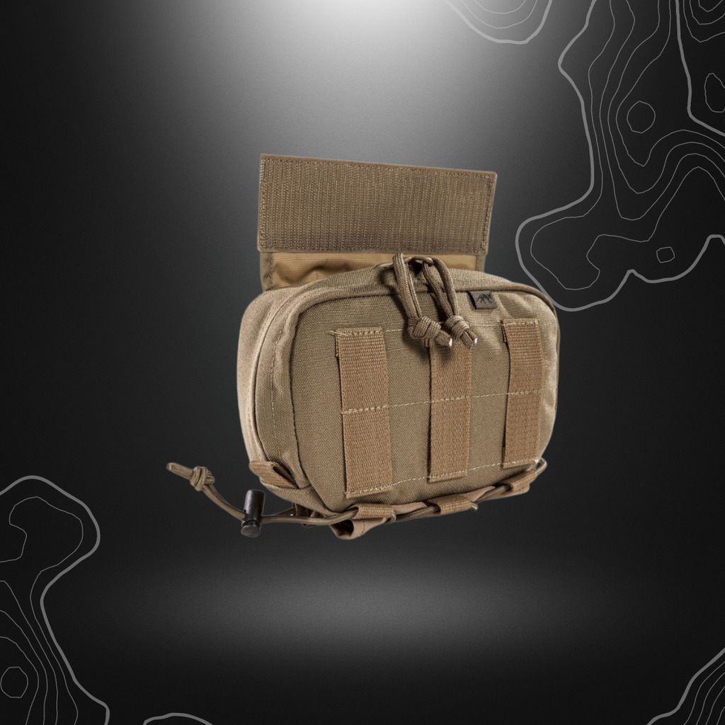 Poche avant TT Tac Pouch 12 Coyote de Tasmanian Tiger, attachable uniquement par Velcro, avec boucle de fixation pour lampe de poche et système Molle, en Cordura 700 Den et T