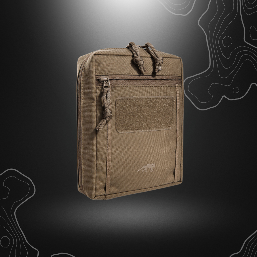 Poche tactique MOLLE TT TAC POUCH 6.1 Coyote de Tasmanian Tiger avec ouverture zippée et système d'attache MOLLE, pochette intérieure en filet et