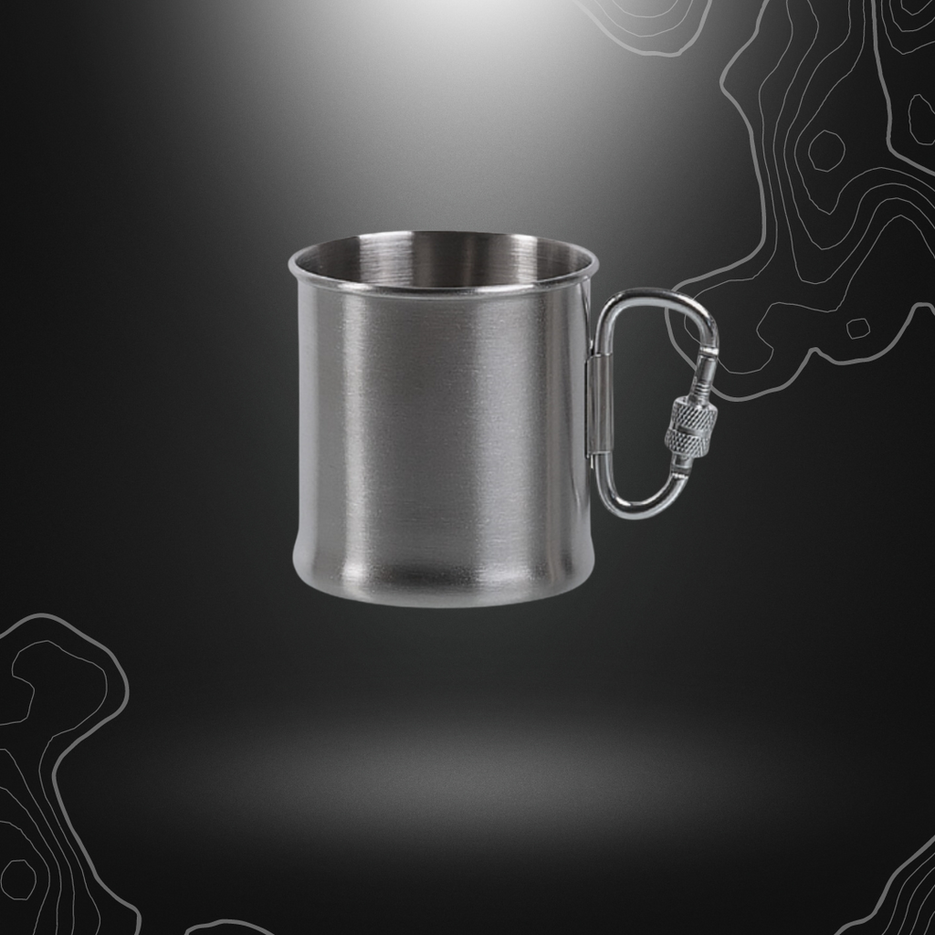 Aluminium Mil-Tec tasse de 250ml avec mousqueton carabiner, hauteur de 7,8 cm, diamètre de 7,6 cm et poids de 90 g