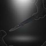 Couteau pliant Atlas Black Boker Plus en acier inoxydable noir avec logo blanc, lame drop point, système d'ouverture nail nick et clip de transport