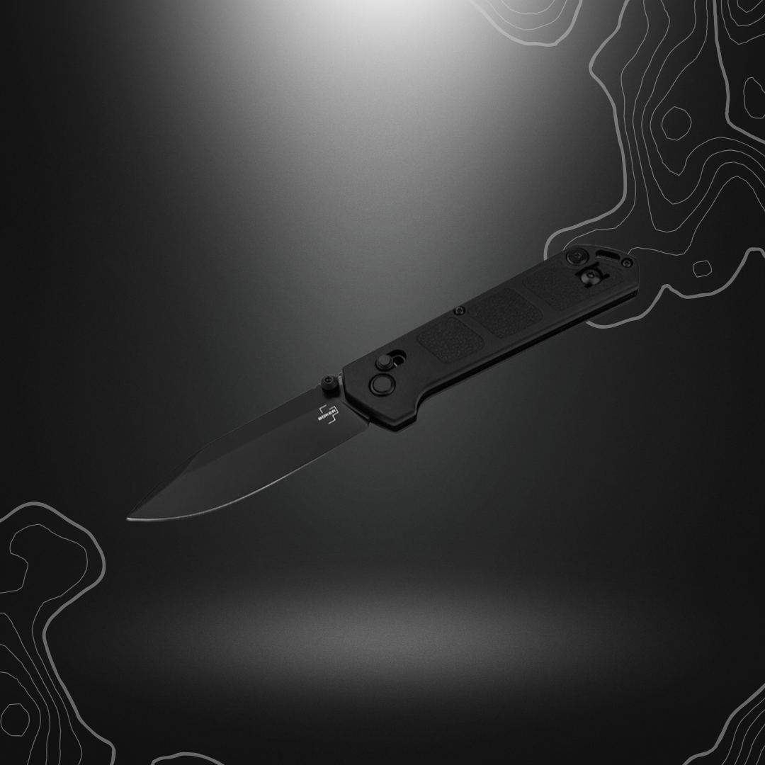 Kihon DC All Black 01BO905 Boker Plus pliant avec lame en acier D2, manche en nylon noir et système d'ouverture Crossbar Lock.