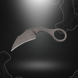 Couteau Karambit Bad Moon 02BO078 Boker Plus avec lame de 6,5 cm en acier D2, design minimaliste par Simon Frömel, livré avec étui kydex noir