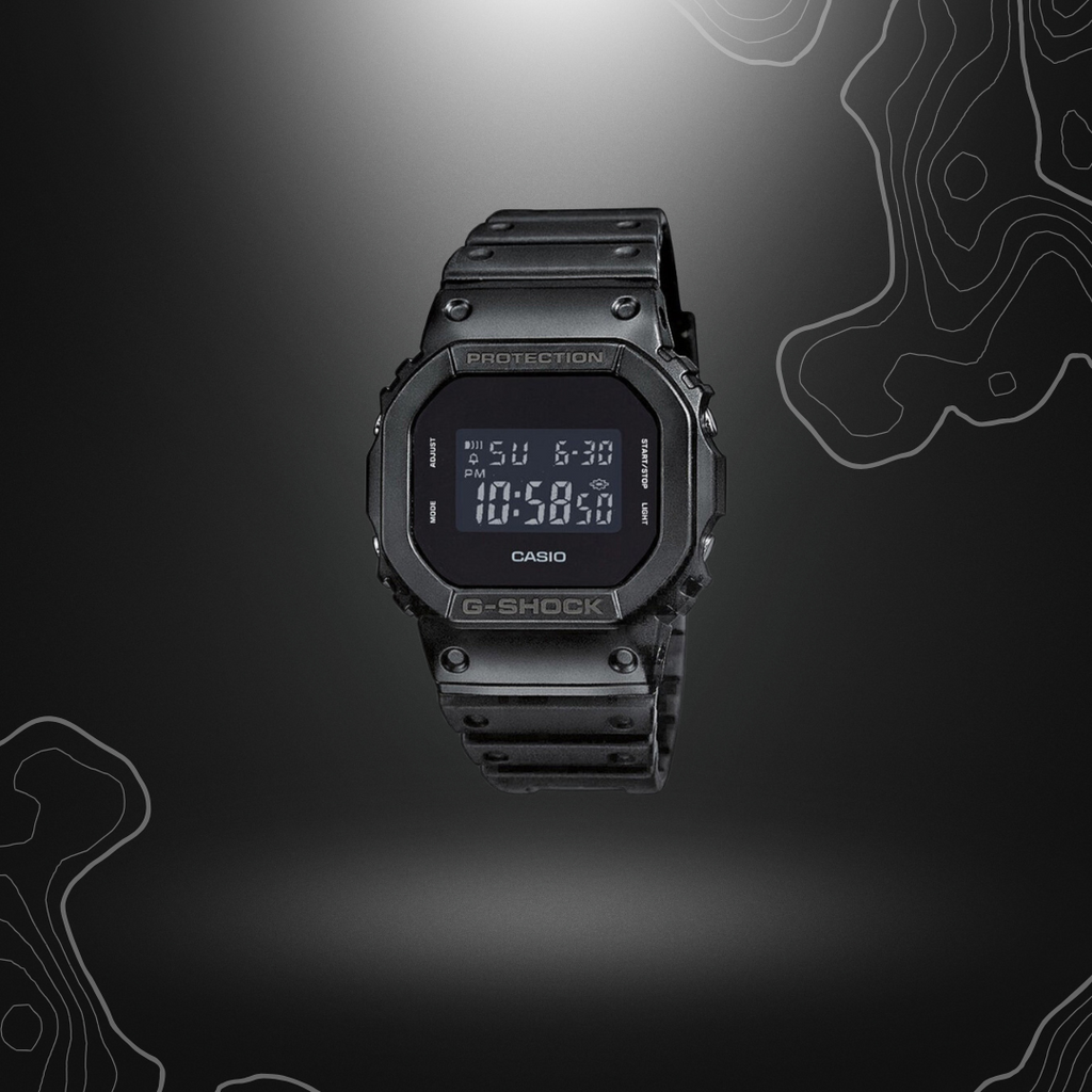 Montre G-Shock DW-5600BB noire de Casio, robuste, avec cadran en verre minéral et bracelet en résine, finition mate, fonctions diverses et étanchéité jusqu'à
